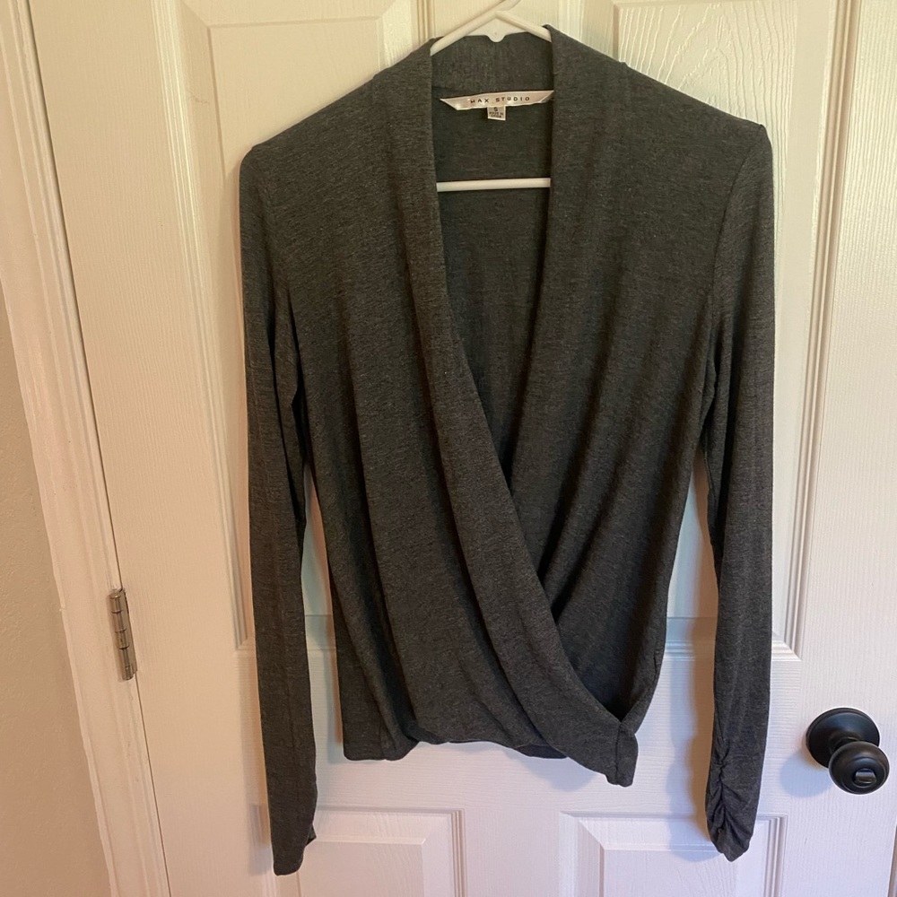 Max Studio grey knit top wrap look, Size: small